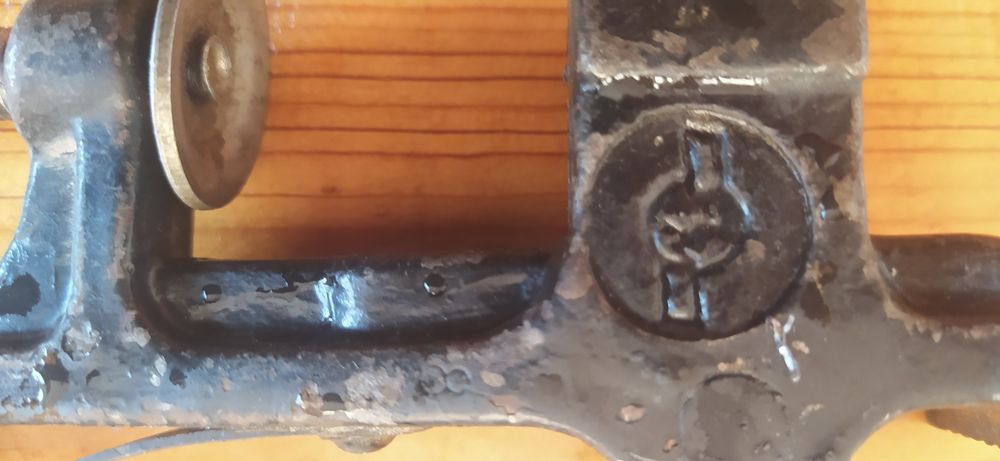 Тиски СССР ювелирные.