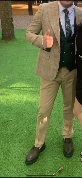 Costum barbat ocazie