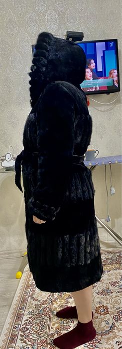 Продам шубу мутон+норка