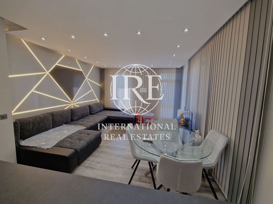 Продава се Тристаен апартамент в Балчик - 136 кв.м за 413 €/кв.м - Снимка #2