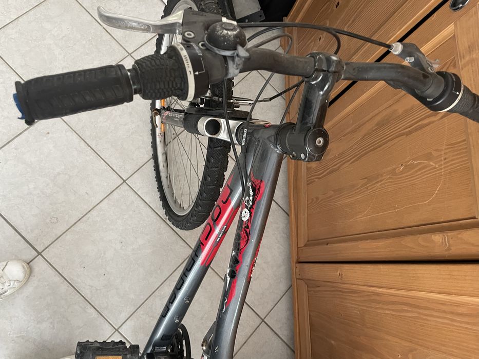 Bicicletă cu dublă suspensie Rockrider rițu de 26