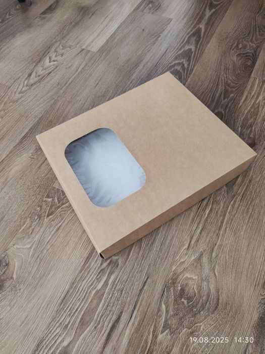 Коробки картоннаые 30х25х5