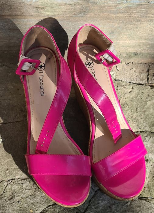 Босоножки на платформе!