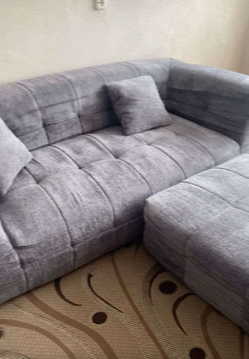 Бескаркасный диван новый