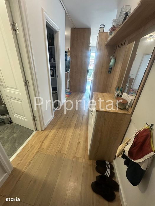 Persoana fizica vand apartament 3 camere 65.6mp cu doua parcari