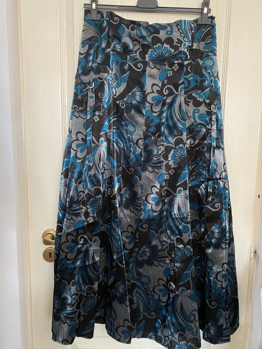 Fuste damă diverse modele și mărimi