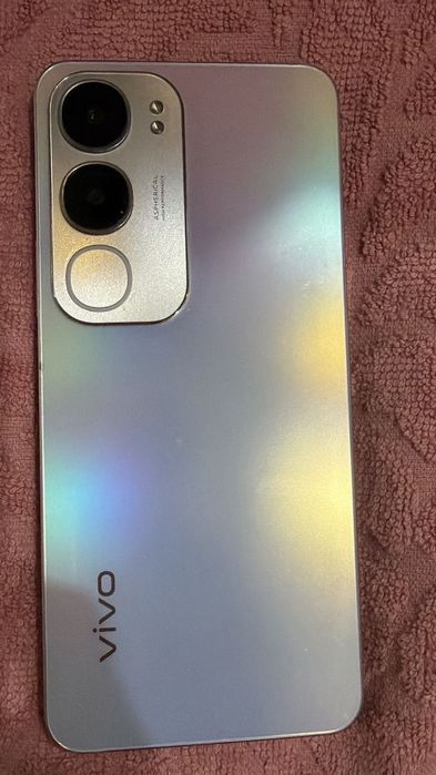 Vivo y19s смартфон