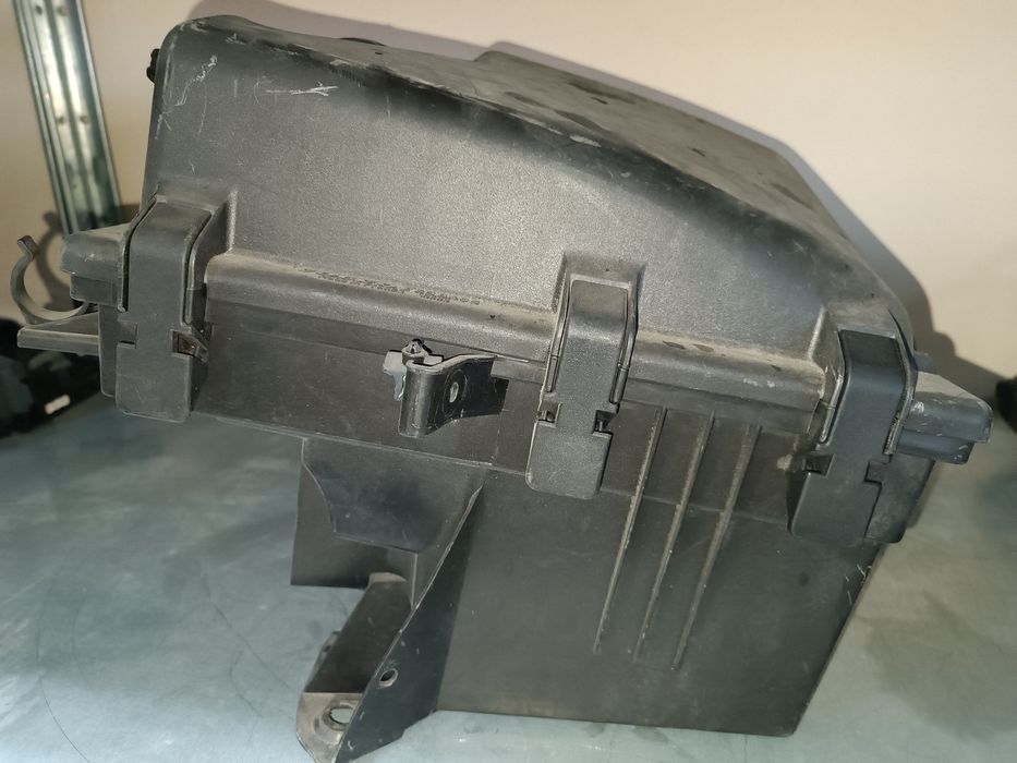 Въздушна кутия с дебитомер за Volvo XC70, 2.4T, 2001g