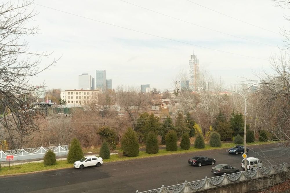 Продам 2х комнатную квартиру на ул Бабура