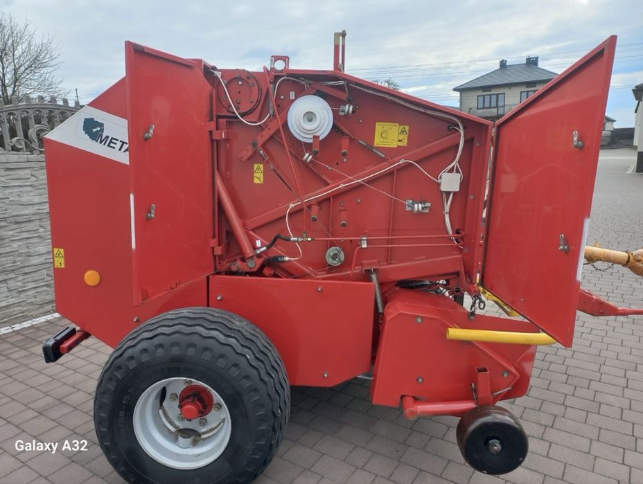 Presa Metal Fach Z 562 (balotiera 120/120)