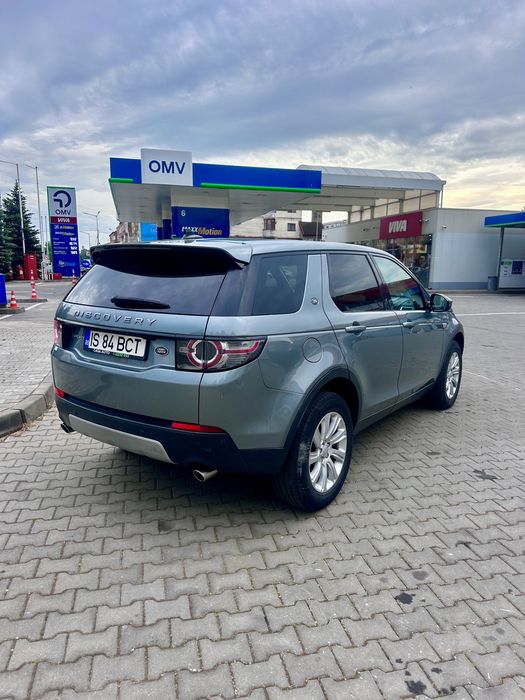 LAND ROVER Discovery 2016 — imagine 3