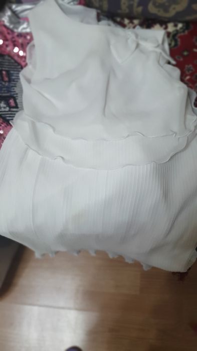 Продам детские  платьи