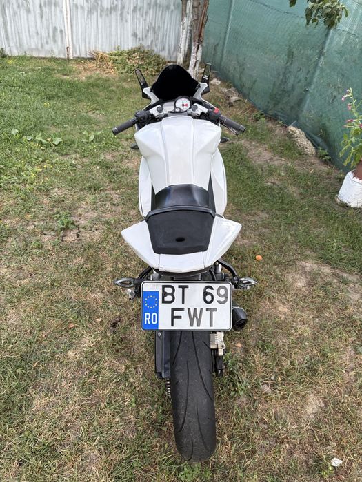 Yamaha YZF R125 2009