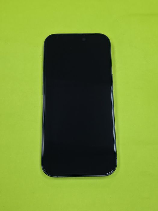 КАТО НОВ 256GB iPhone 17 Yettel Гаранция 2029 Black