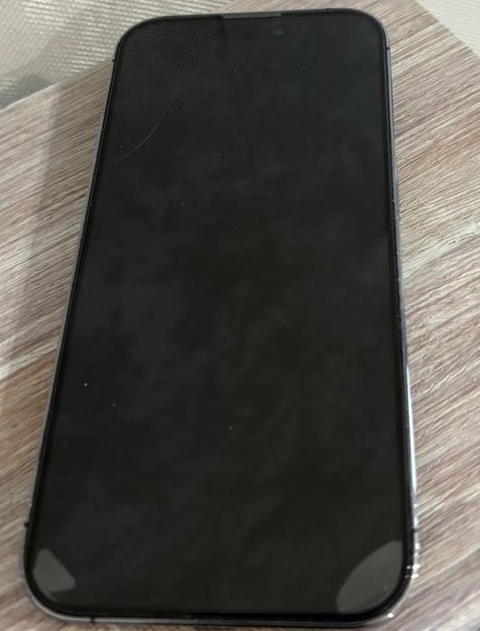 Продам Айфон 14 про