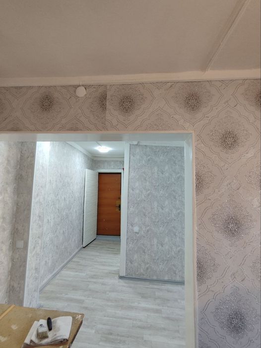 Продаётся 1 комн кв/1 этаж/2, Спутник 8, дерево