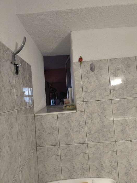 Proprietar vând apartament 3 camere decomandate, zona centrală!