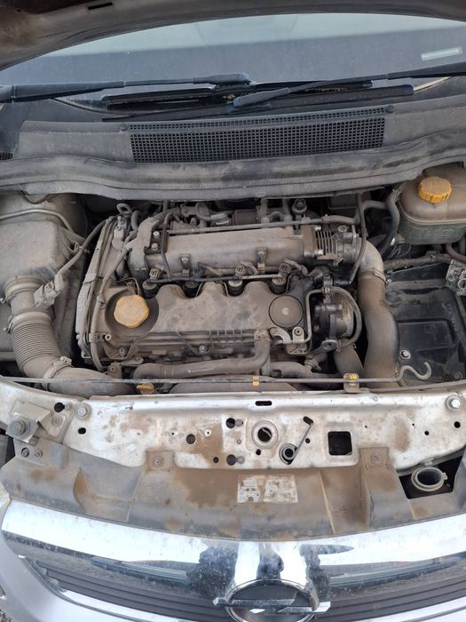 Opel Zafira 1.9 CDTI  2007 година 120 к.с 6 скорости