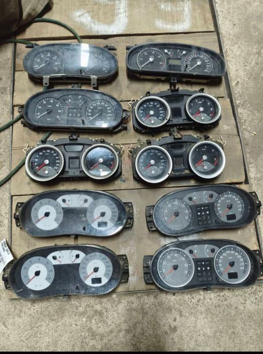 Ceasuri bord Renault diferite modele
