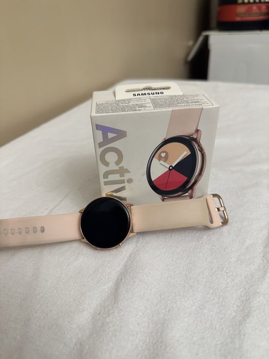 Смарт-часы Galaxy Watch Active