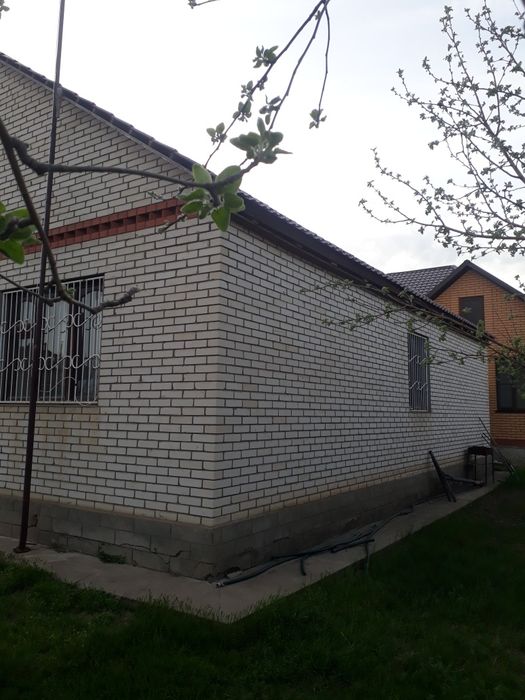 Продам дом на стройматериалы