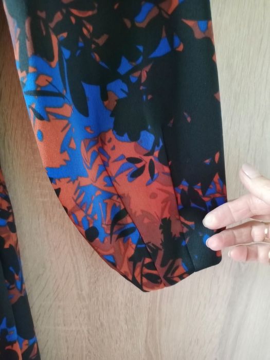 Красива рокля размер 38