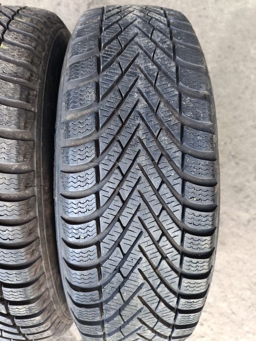 Зимни гуми -15цола -195/65-1бр.-65лв."PIRELLI"
