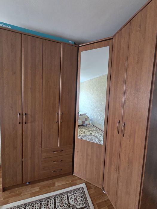 Шкаф угловой б/у