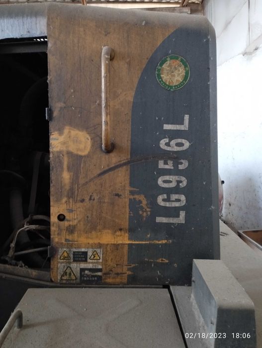 Фронтальный погрузчик SDLG LG956L (Lingong)