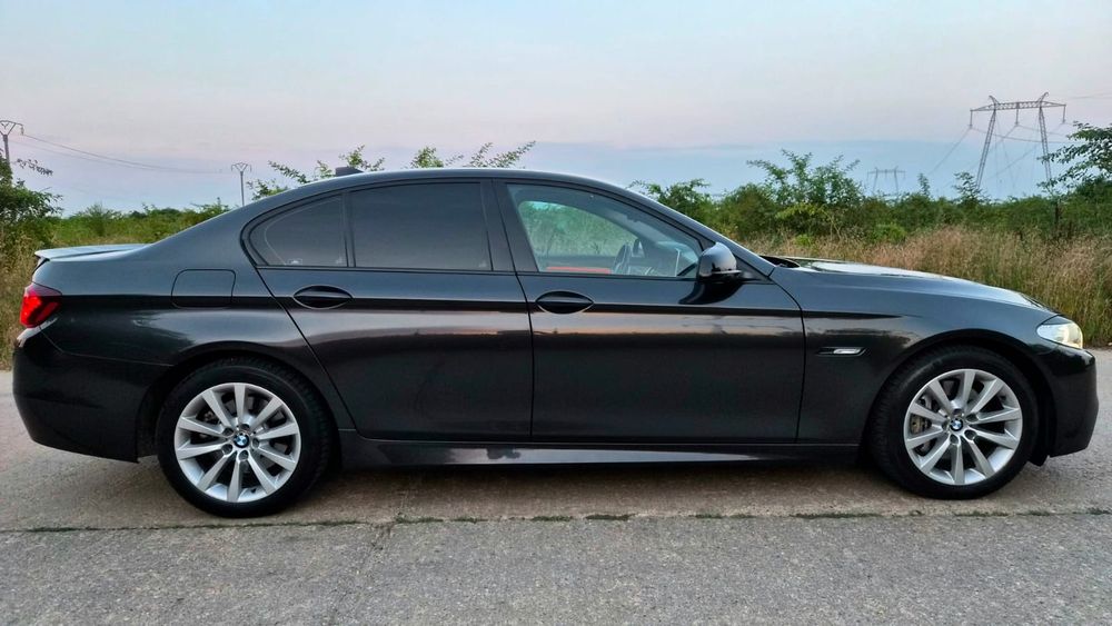 Bmw F10 525xd 218cp an 2013 M Packet Harman Kardon Head up Display Piele Xenon NBT Padele Schimbator Cristal
