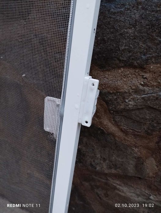 Комарници 2броя .