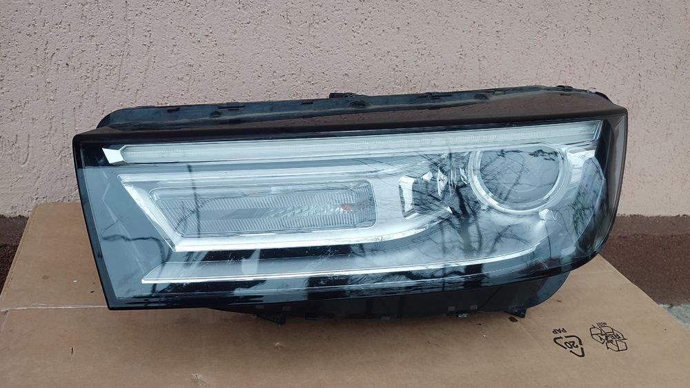 Far stg Audi Q5  model 2018 80
