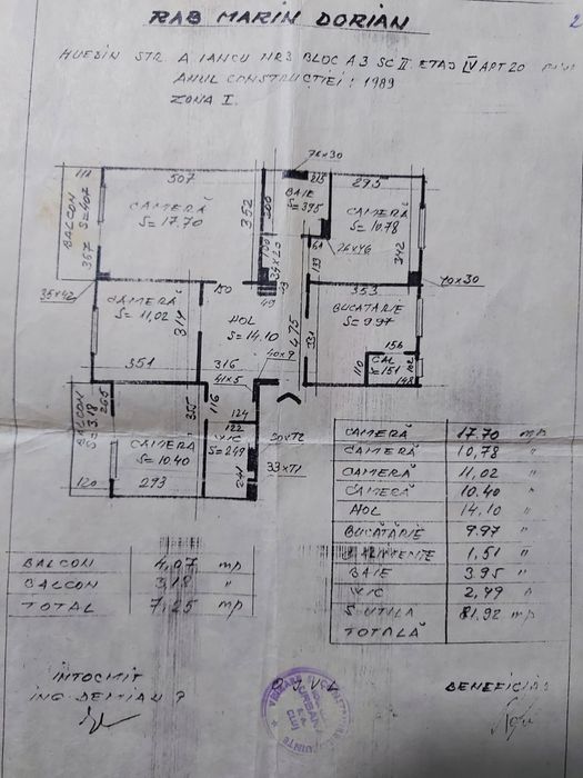 Vand apartament 4 camere.