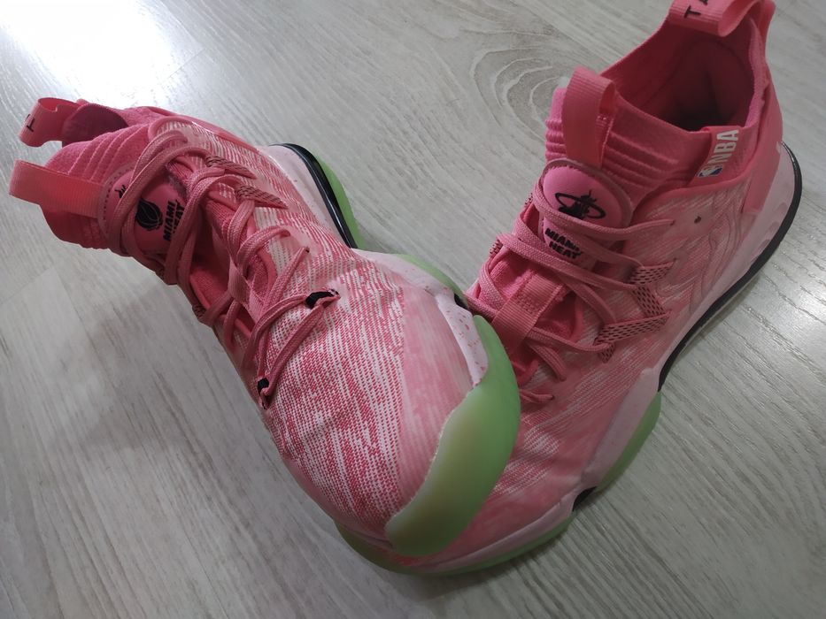 Баскетболни обувки  NBA