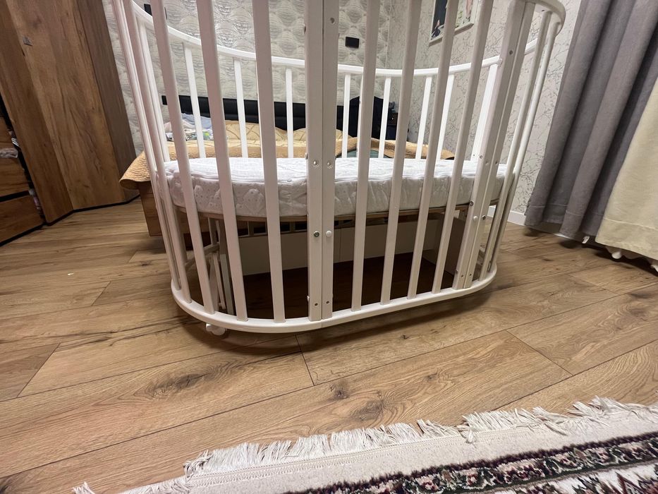 Продам детскую кроватку