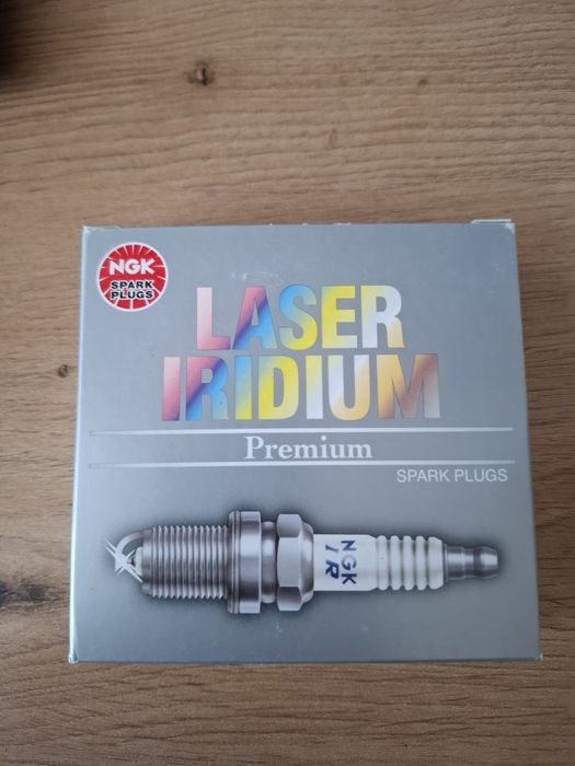 NGK LZFR5CI-11 92145 за Dodge Jeep 5.7 HEMI