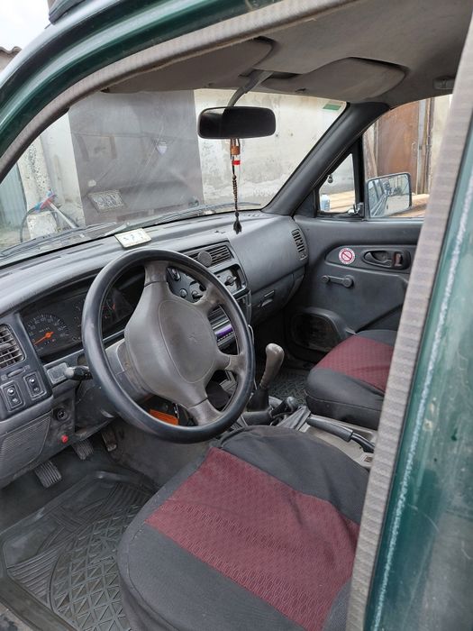 Mitsubishi L 200
