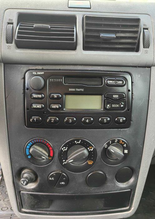 Ford tranzit connect 1.8TDCI на части