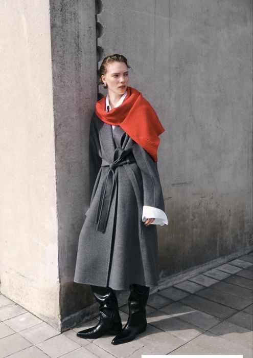 Палто h&m със съдържание на вълна