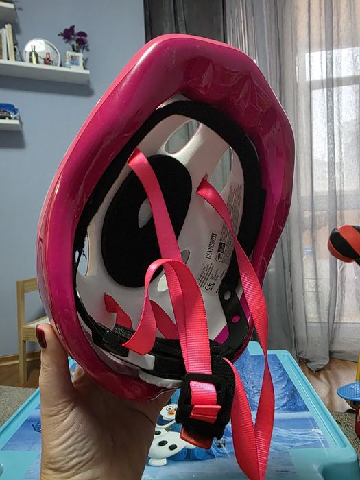 Детска каска за момиче - размер М