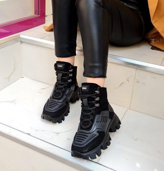 Стилни дамски обувки