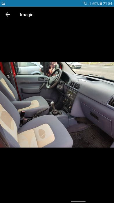 Vând Ford Turneo Connect