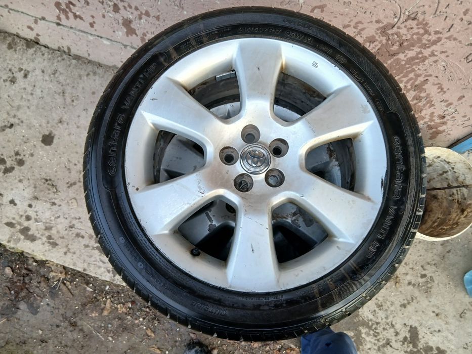 Шины для машины.