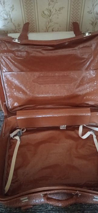 Чемодан Новый размер 60*45*20