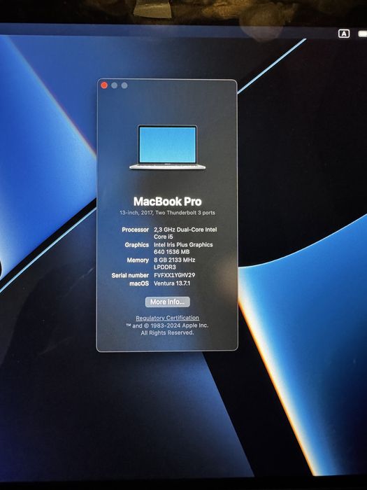 Macbook pro 13 8RAM/256GB 2017г.