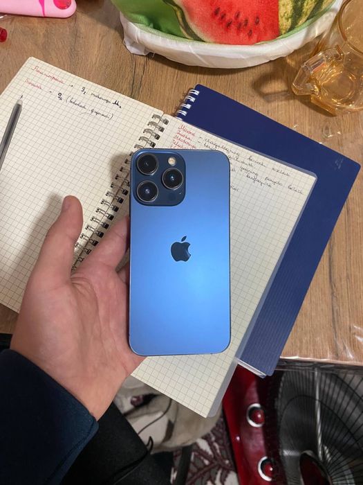 Iphone 15 pro korinishidagi iphone XR