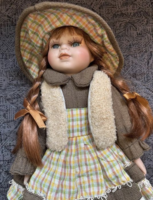 Set 3 papusi de portelan - Elvetia