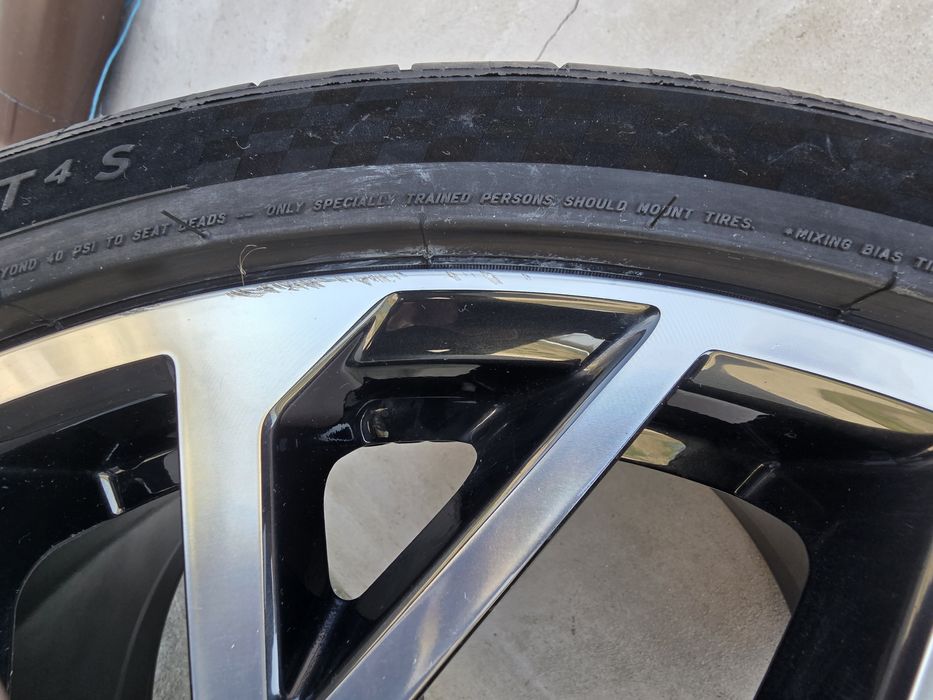 Janta AUDi S8 A8 pe 21 4N0601025AF