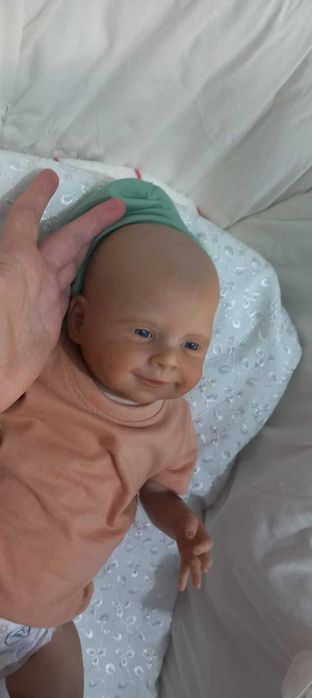 Кукла Reborn реалистична
