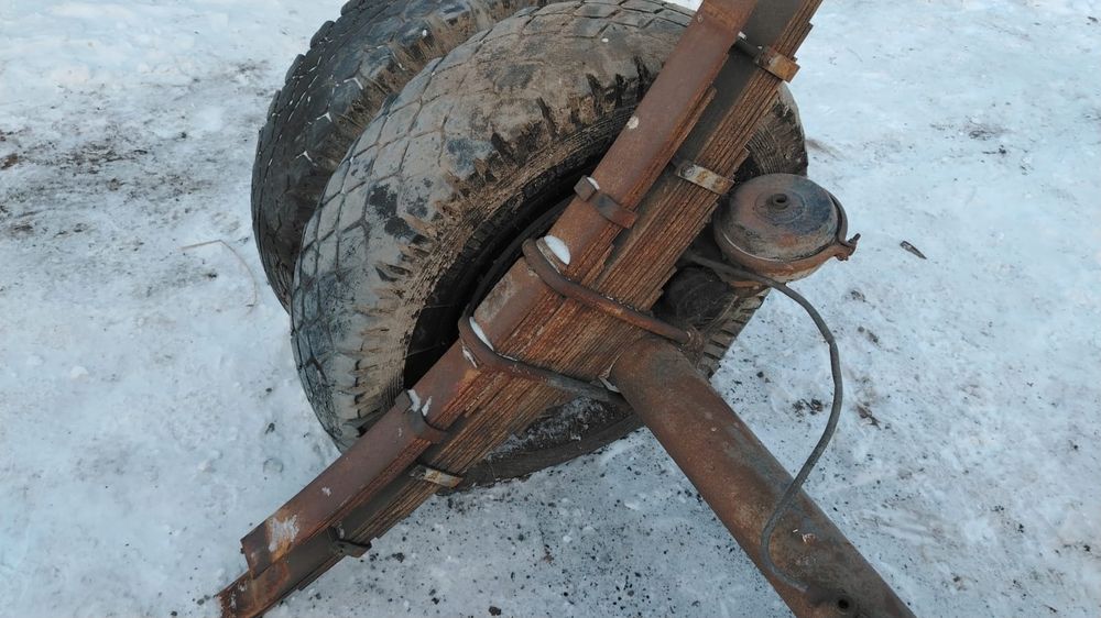 Продам ось на прицеп камаз